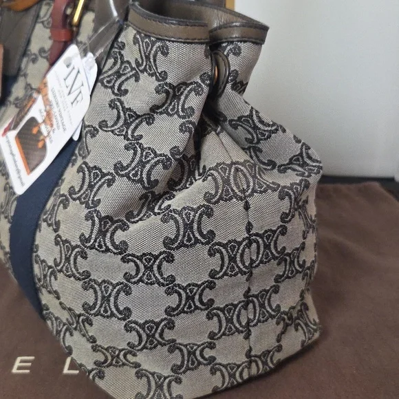 Celine 1980's Vintage Ultra Rare Collectors Piece Canvas/Leather expandable tote - Picture 8 of 17